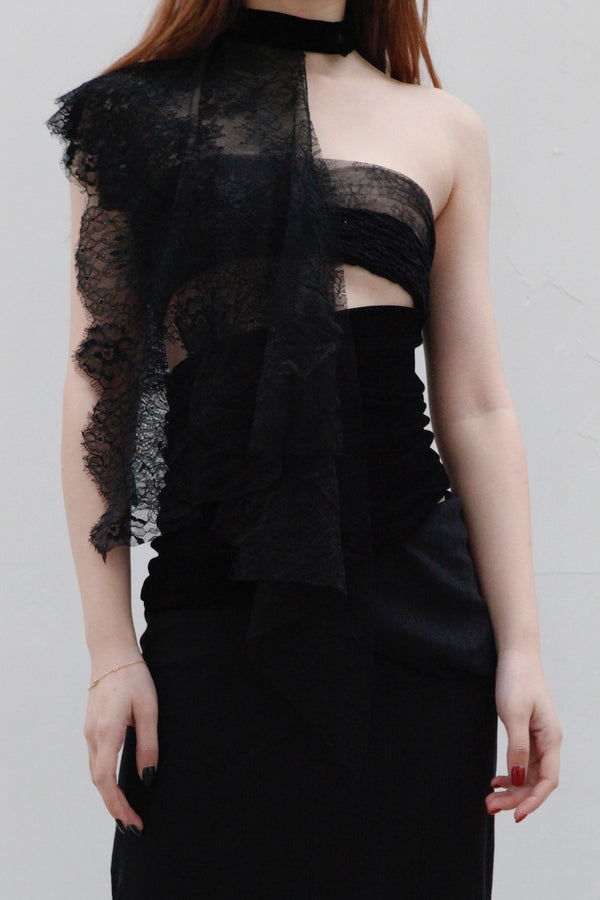 Un Morceau Multi -layer lace oblique collar UM231PS02 Black PUM36